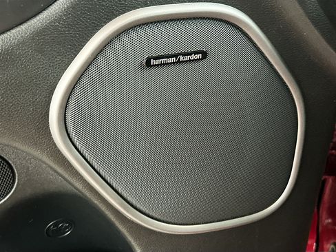 Used 2018 Jeep Grand Cherokee High Altitude AWD/4WD image 19
