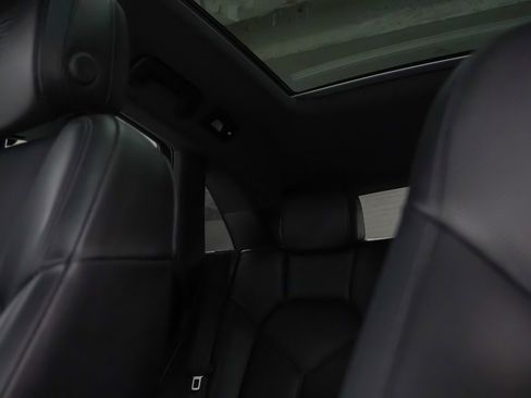 Certified 2025 Porsche Macan image 36