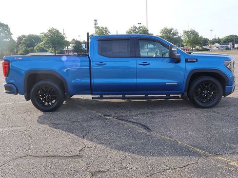 Used 2023 GMC Sierra 1500 Elevation AWD/4WD image 17
