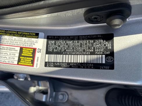 Used 2021 Toyota Camry SE image 32