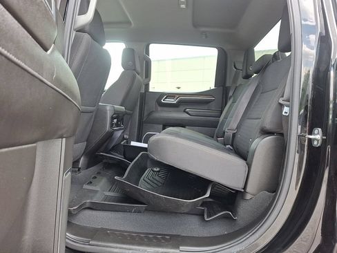 Used 2022 Chevrolet Silverado 1500 LT AWD/4WD image 13
