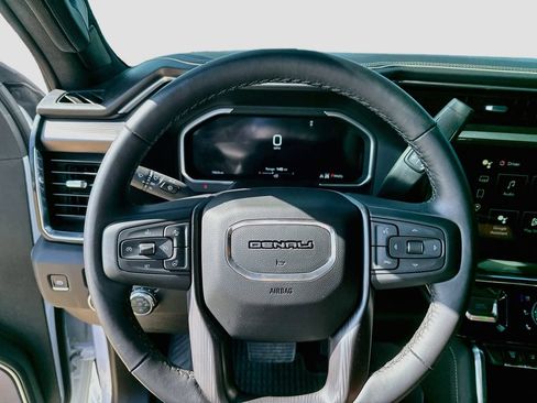 Used 2026 GMC Sierra 2500 Denali Ultimate AWD/4WD image 14