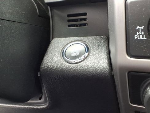 Used 2019 Ford F150 Platinum w/ Technology Package image 17