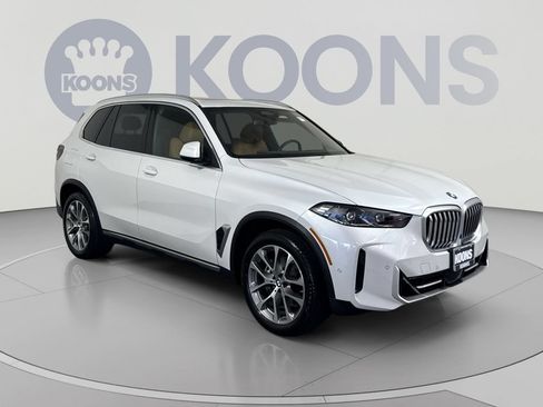 Used 2024 BMW X5 xDrive40i w/ Premium Package AWD/4WD image 10