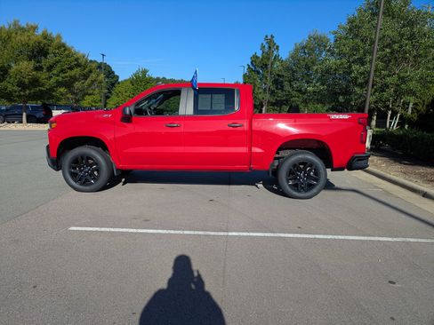 Used 2022 Chevrolet Silverado 1500 Custom Trail Boss w/ Safety Confidence Package AWD/4WD image 7