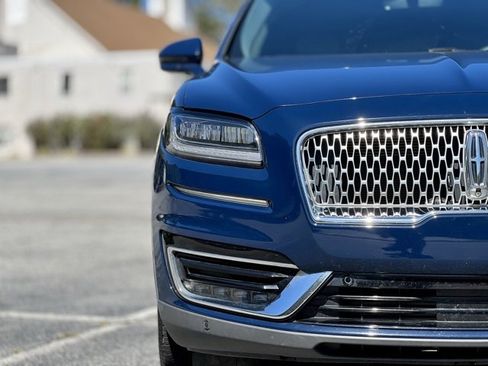 Used 2019 Lincoln Nautilus Reserve image 5