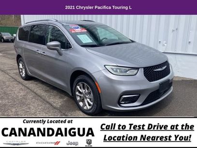 Used 2021 Chrysler Pacifica Touring-L