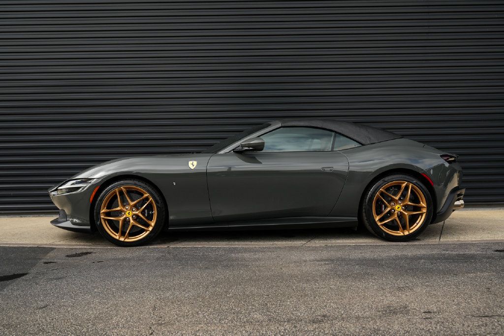 Used 2025 Ferrari Roma Spider RWD image 12