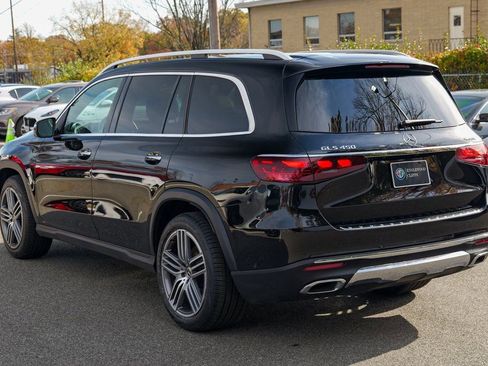 Used 2025 Mercedes-Benz GLS 450 4MATIC image 5