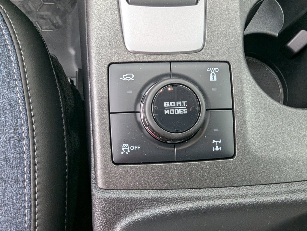 New 2026 Ford Bronco Sport Outer Banks w/ Sasquatch Outer Banks Package AWD/4WD image 25