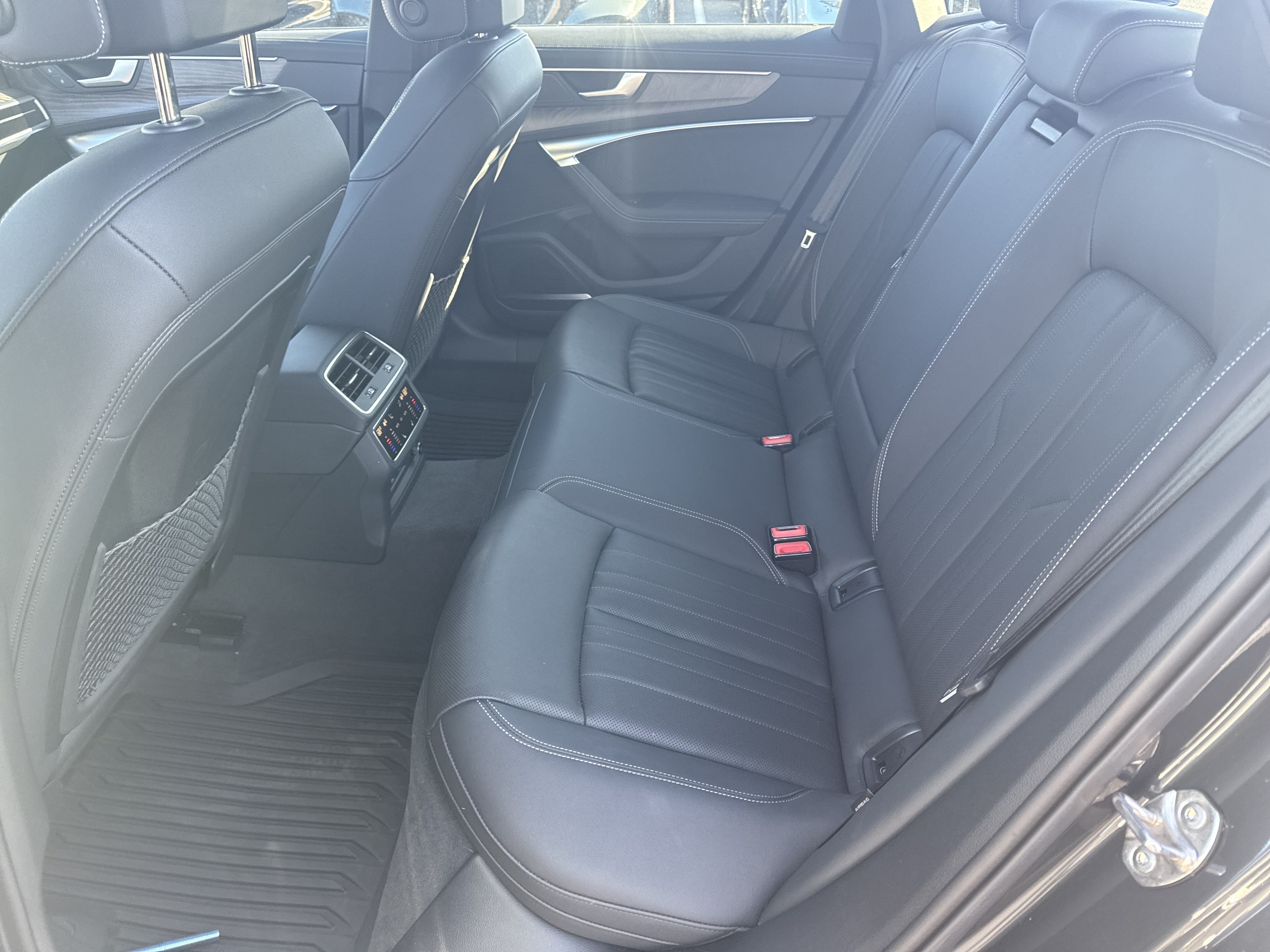 Used 2024 Audi A6 Premium Plus w/ Premium Plus Package AWD/4WD image 32