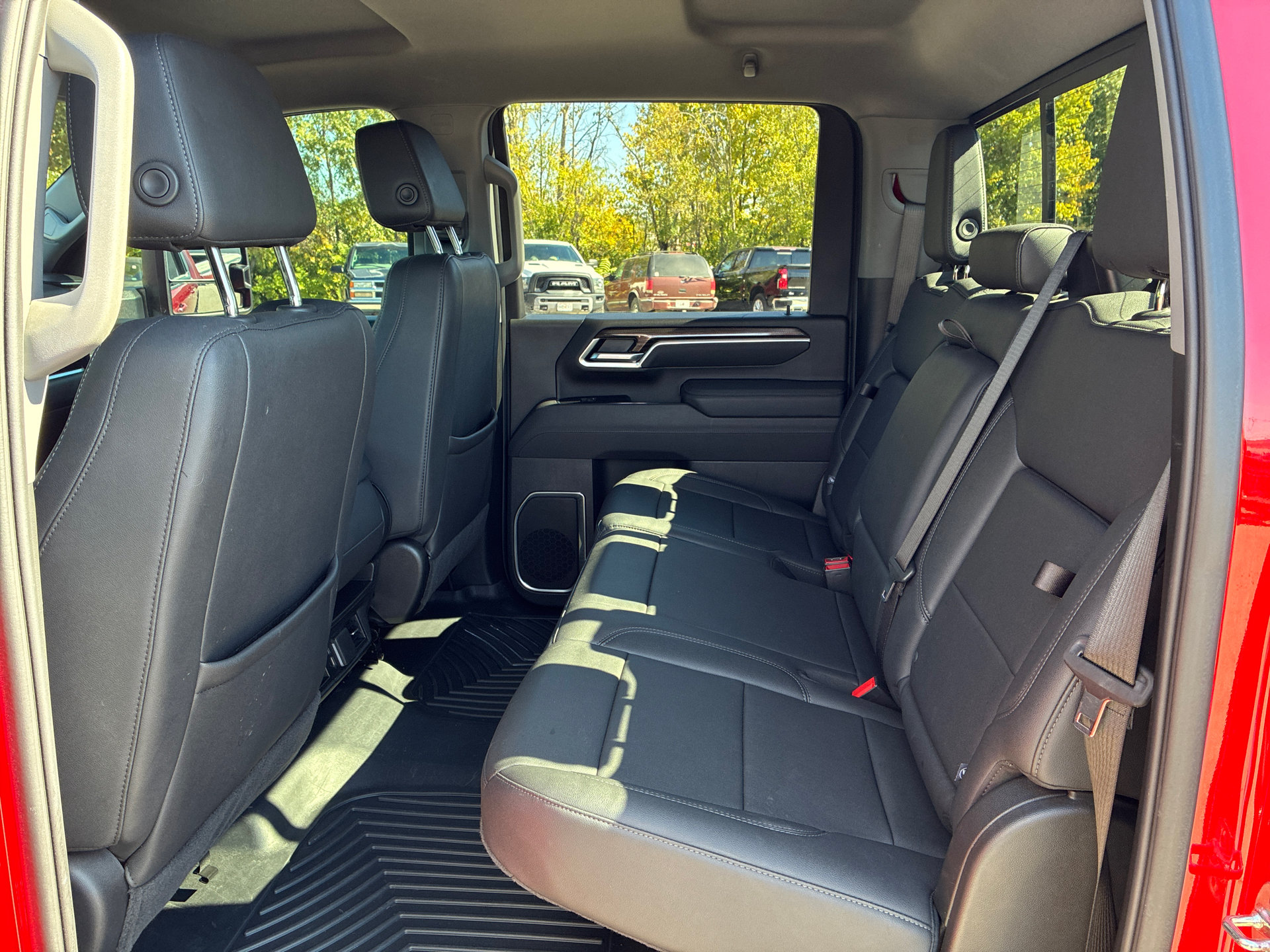 Used 2025 Chevrolet Silverado 3500 LT w/ Trail Boss Package AWD/4WD image 29