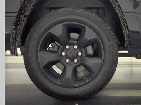 Used 2019 RAM 1500 Big Horn image 11