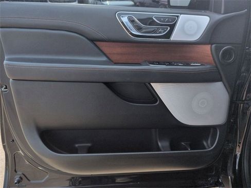 Certified 2023 Lincoln Navigator L Black Label image 15