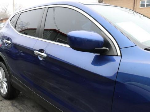 Used 2018 Nissan Rogue Sport S w/ S Appearance Package image 9