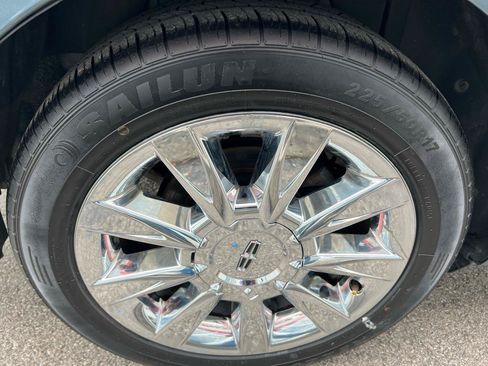 Used 2012 Lincoln MKZ AWD image 4