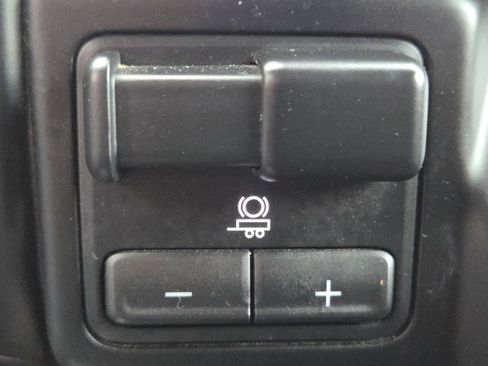 Used 2020 GMC Sierra 2500 SLT w/ SLT Premium Plus Package image 10