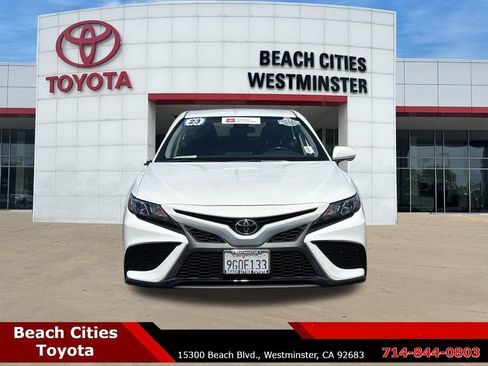 Certified 2023 Toyota Camry SE FWD image 4