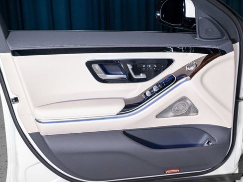 New 2026 Mercedes-Benz S 500 4MATIC image 11