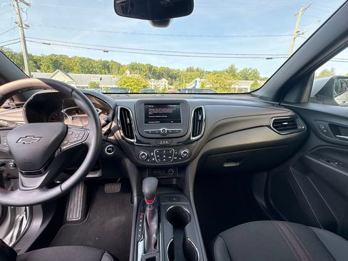 Used 2022 Chevrolet Equinox RS AWD/4WD image 21