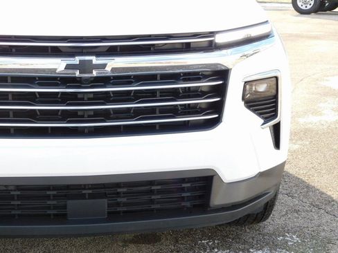 New 2026 Chevrolet Traverse LT w/ LPO, Floor Liner Package image 9