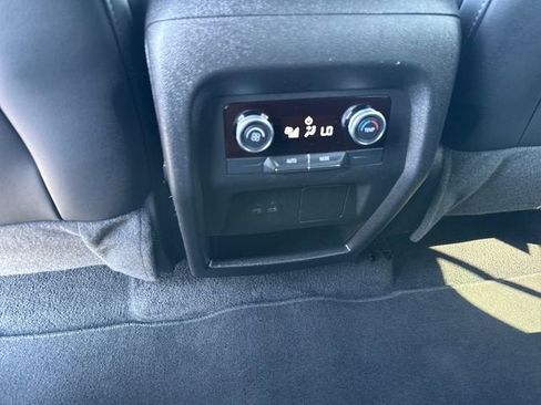 Used 2025 Buick Enclave Sport Touring FWD image 16