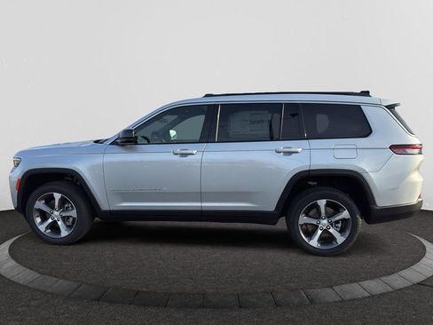 New 2026 Jeep Grand Cherokee L Limited image 8