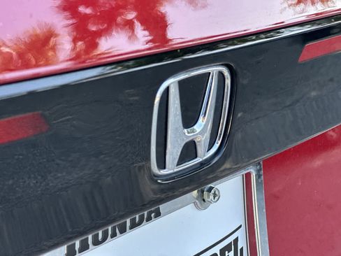 Used 2024 Honda Accord Touring image 10