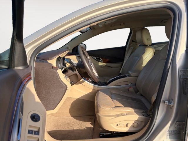 Used 2012 Buick LaCrosse Premium w/ Driver Confidence Package FWD image 9