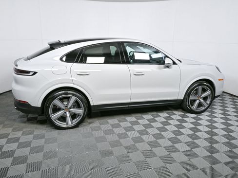 New 2026 Porsche Cayenne Coupe AWD/4WD image 27
