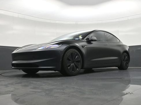 Used 2024 Tesla Model 3 Standard Range RWD image 22