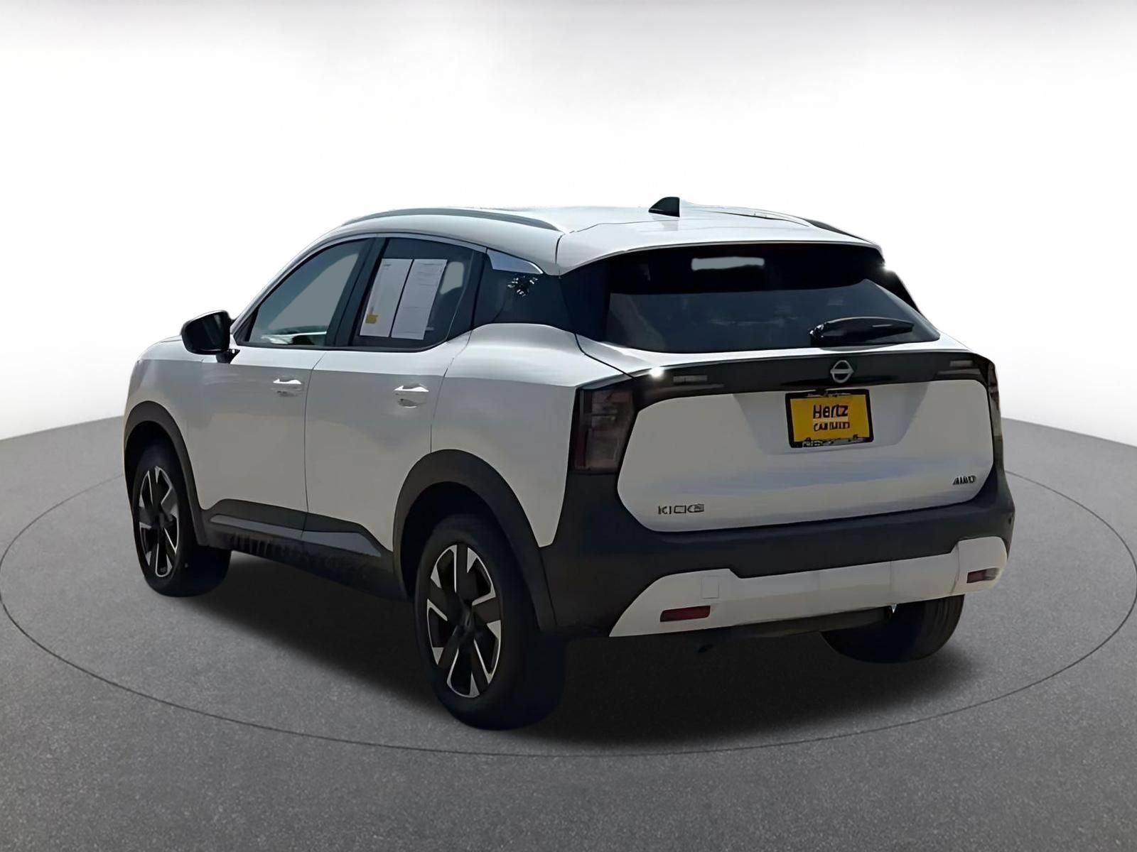Used 2026 Nissan Kicks SV w/ Cold Weather Package AWD/4WD image 10