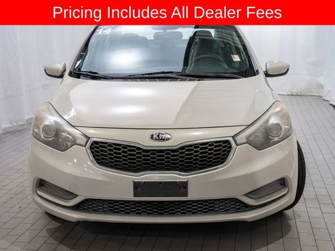 Used 2014 Kia Forte LX FWD image 2
