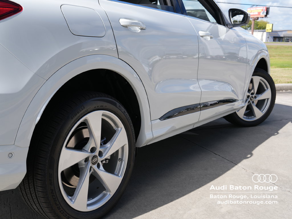 New 2026 Audi Q5 Premium Plus AWD/4WD image 7