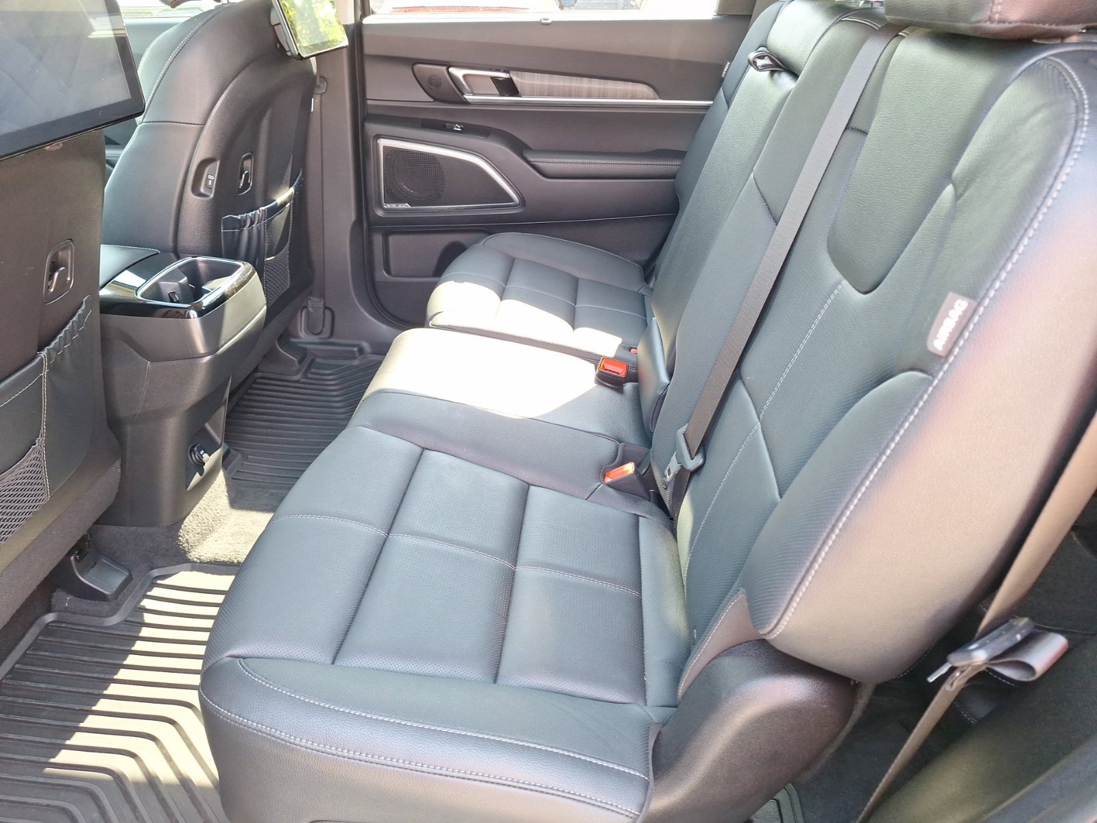 Used 2025 Kia Telluride SX FWD image 27