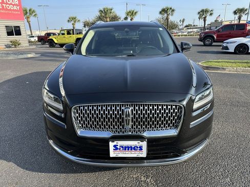 Used 2021 Lincoln Nautilus FWD image 9