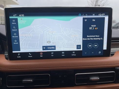 Used 2023 Lincoln Nautilus Black Label w/ Class II Trailer Tow Package image 33