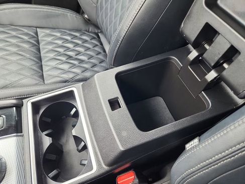 Used 2023 Mitsubishi Outlander SEL image 48