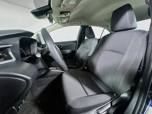 Used 2026 Toyota Corolla LE FWD image 11