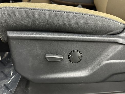 Used 2023 Ford F150 XLT image 23