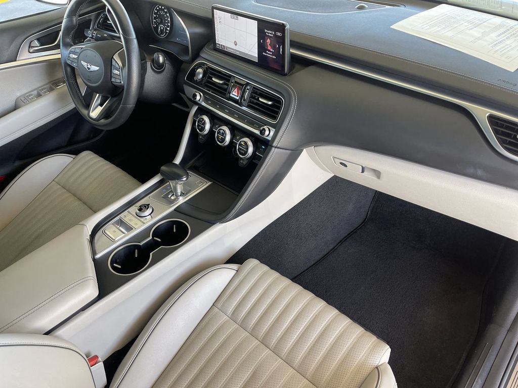 Used 2022 Genesis G70 2.0T w/ Prestige Package RWD image 29