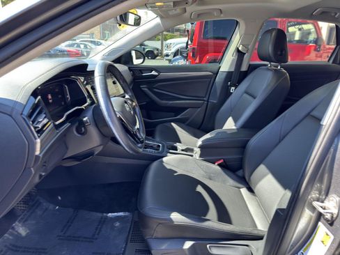 Used 2019 Volkswagen Jetta SEL FWD image 20
