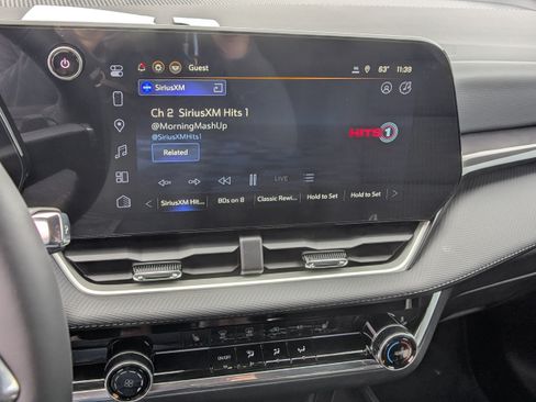 New 2026 Chevrolet Equinox LT FWD image 17