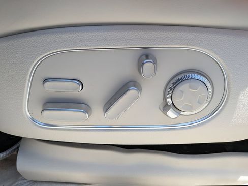 New 2026 Genesis G90 3.5T AWD/4WD image 14