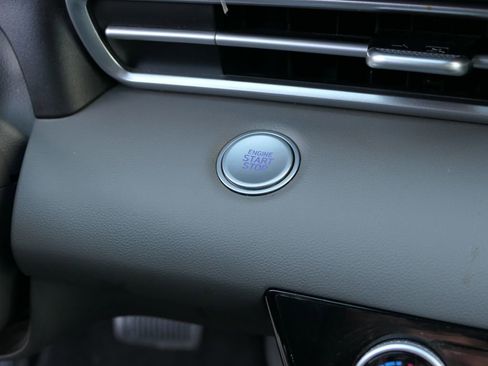 Used 2023 Hyundai Elantra Blue image 16