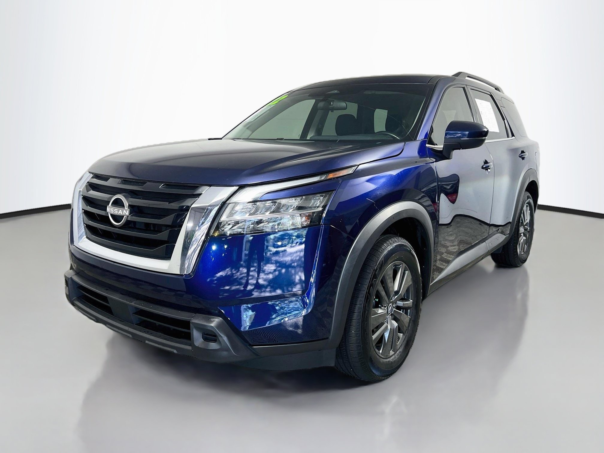 Used 2022 Nissan Pathfinder SV FWD image 10