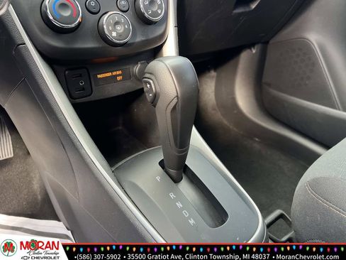 Certified 2022 Chevrolet Trax LS w/ Tint and Cruise Package image 26