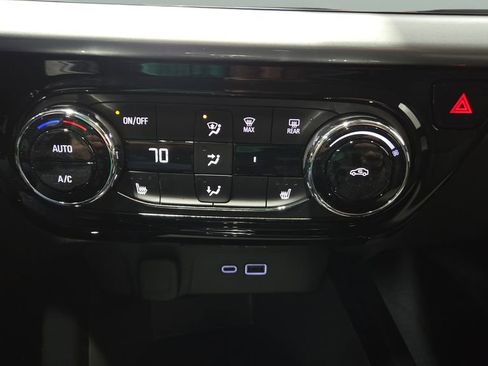 New 2026 Chevrolet Trax LT w/ Driver Confidence Package image 14