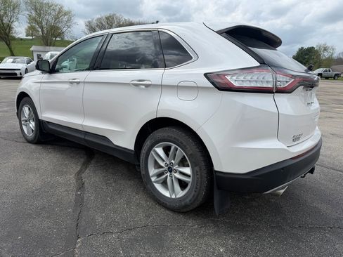 Used 2018 Ford Edge SEL w/ Equipment Group 201A AWD/4WD image 2