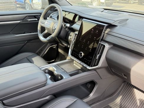 New 2025 GMC Acadia Elevation w/ Elevation Premium Package image 22